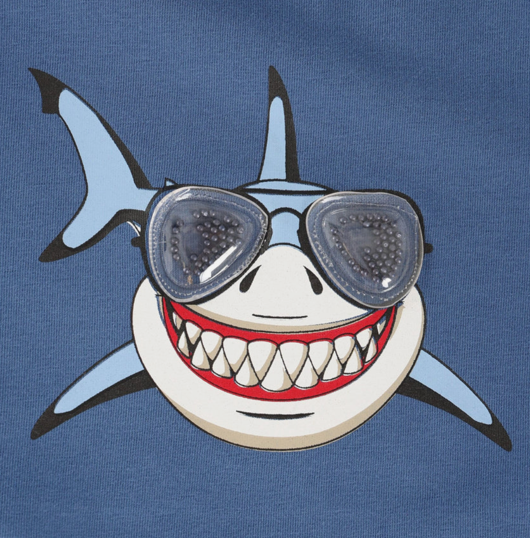 Tshirt - Shark with Sunglasses