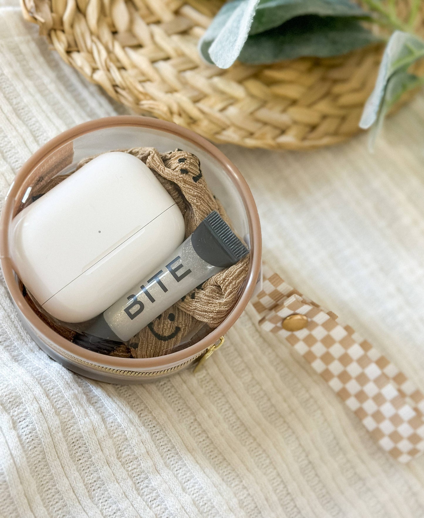 Itzy Paci Case - Taupe