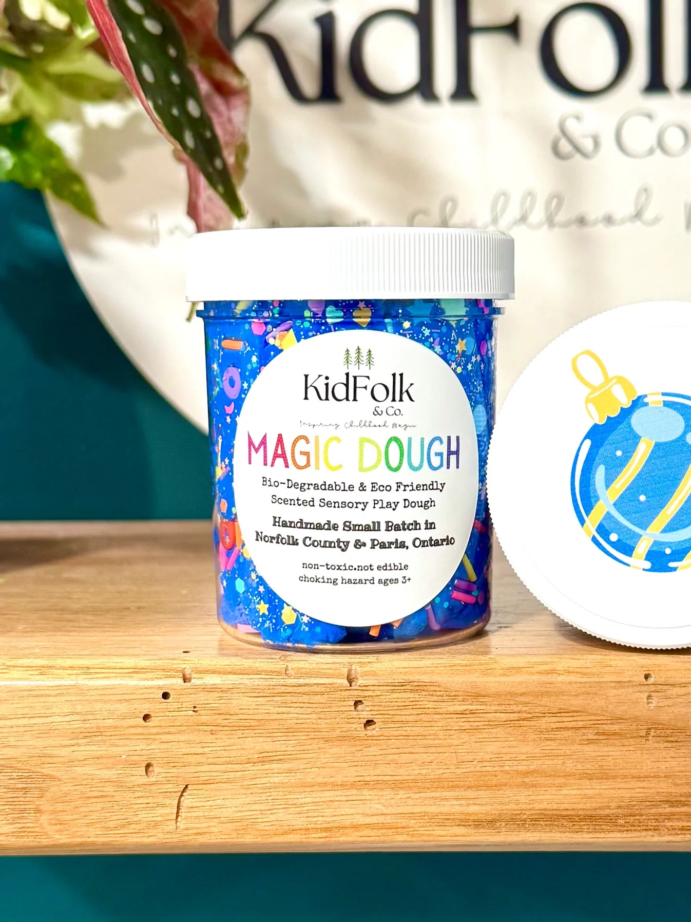 Magic Dough Stocking Stuffer Mini (2 oz)