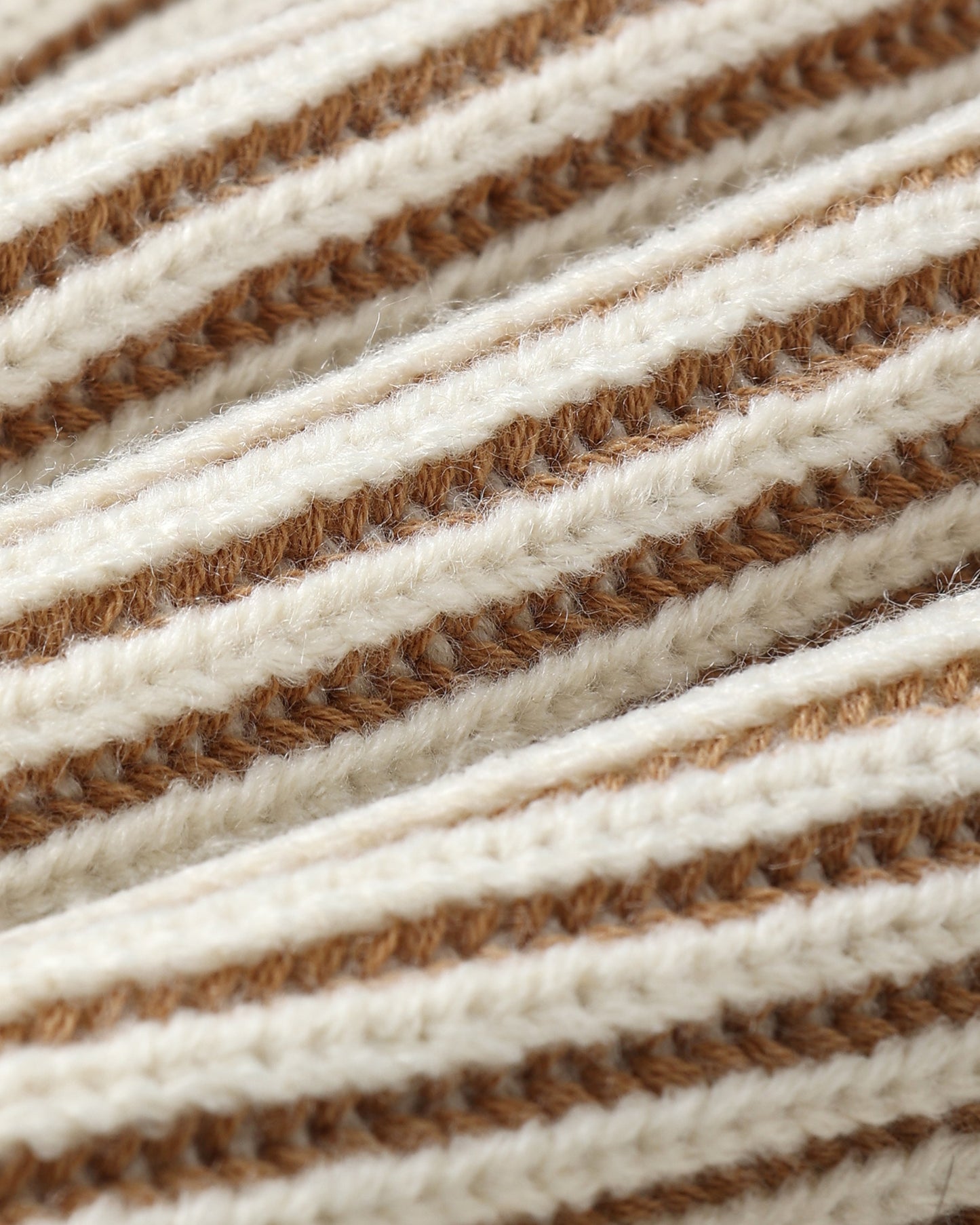 Relaxed Knit Sweater Gold