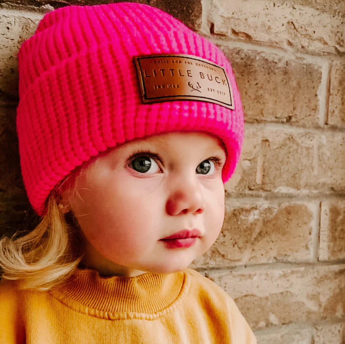 Waffle Cabin Beanie - Neon Pink