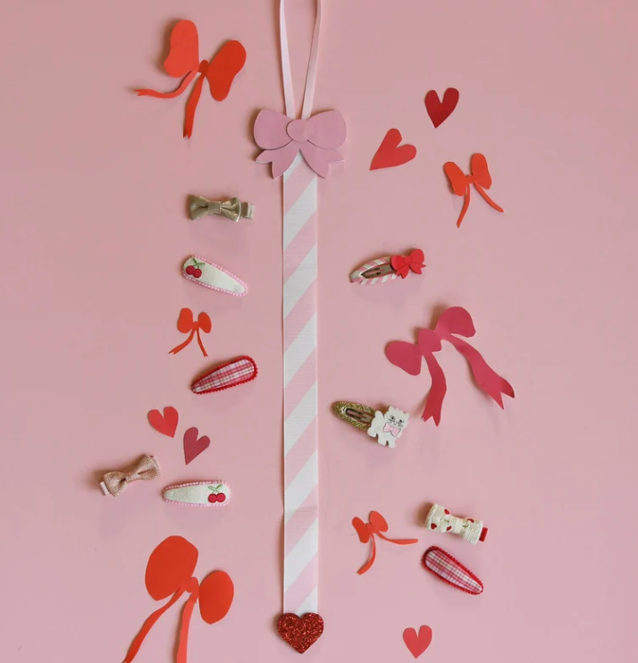 Clip Hanger - Cutesy Bow