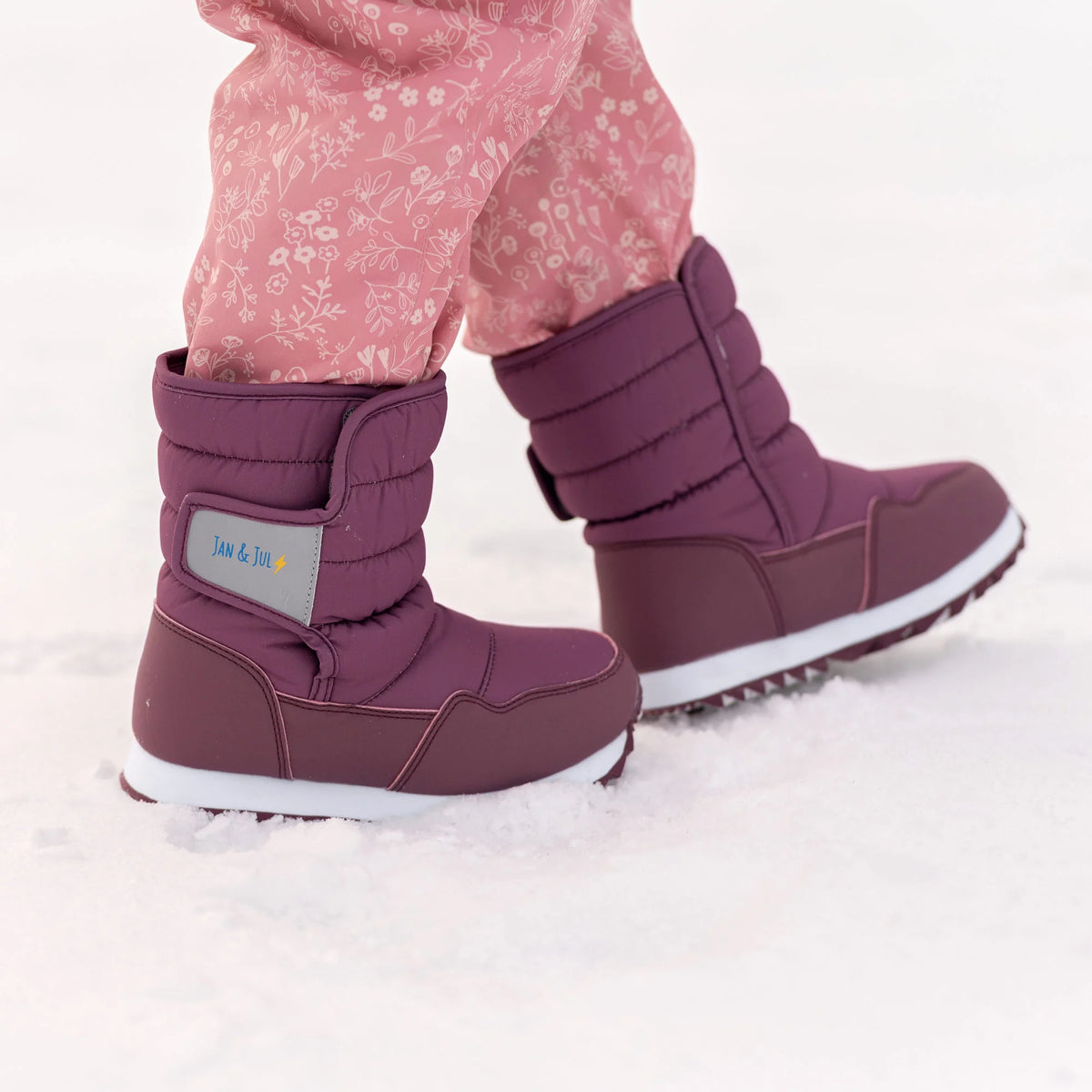 Toasty-Dry Puffy Winter Boots - Dark Plum