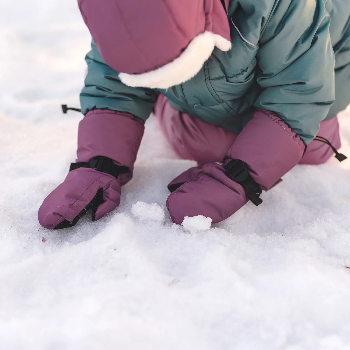 Toasty-Dry Waterproof Snow Mittens - Dark Plum